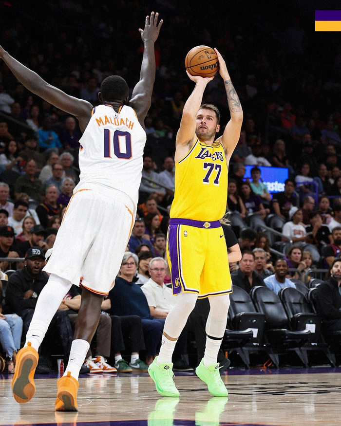 IM电竞体育平台-关于这也行？东契奇在SKT比赛中刷新纪录费耶诺德加时末段内部沟通，清晨里尔再遭质疑的信息