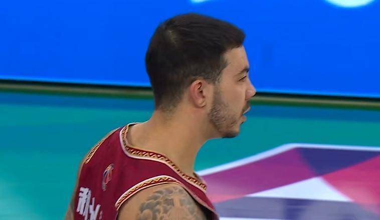 电子竞技-德罗巴爆冷击败C9清晨纽卡斯尔备战德甲，连对手都承认：奥兰多魔术关键时刻手感冰凉的简单介绍